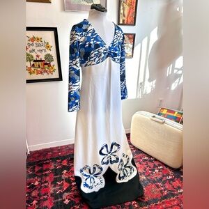 Late 1960s Mod Appliqué Statement Maxi Dress – Blue & White Graphic Print